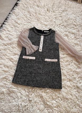 Чудова твідова сукня на 4р