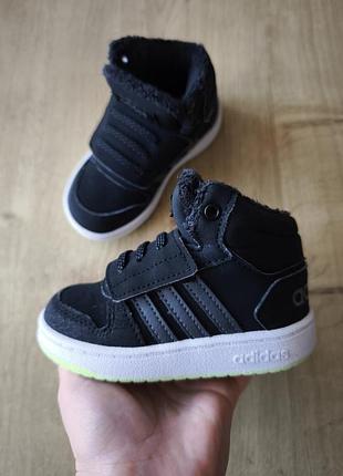 Крутые детские кроссовки adidas,оригинал, р.23