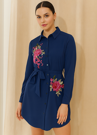Синя сукня сорочка з вишивкою сукня на гудзиках з поясом вишивка синя сукня плаття 42 44