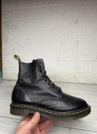 Крутые черные ботинки dr.martens 1460 размер 39