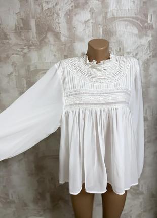 Белая шифоновая блузка,кружево,объёмные рукава