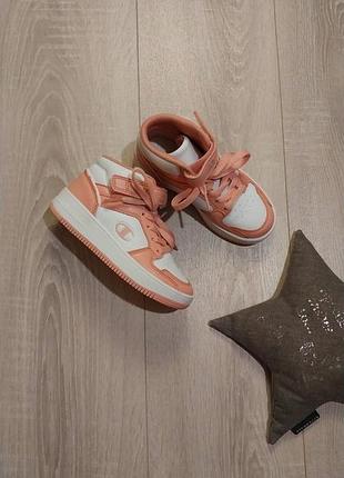 Хайтопи champion