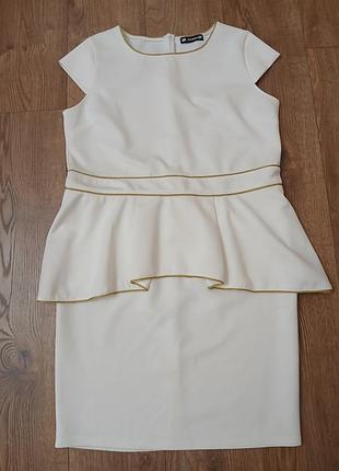 Платье для женщин разыер 50-52