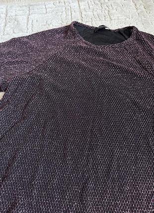 Блискуча футболка теніска