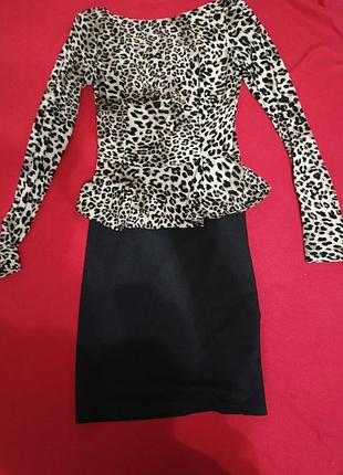 Сукня розміром м