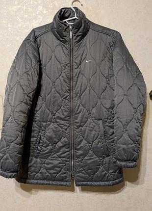Стьобана куртка nike