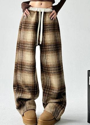 Штани байка у клітину