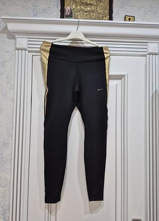 Спортивні лосіни nike