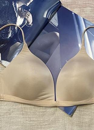 Intimissimi крутий базовий бежевий бюст без кісточок