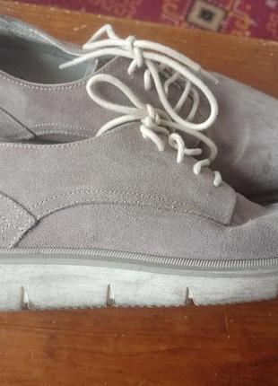 Кроссовки замшевые bata. мужские 42 размера