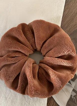 Резинки для волос (скранчи)