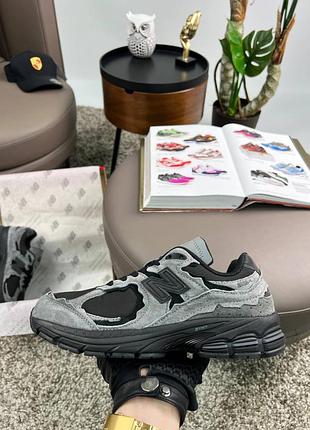 New balance 2002r ml dark grey black