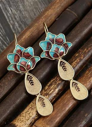 Серьги в восточном стиле с цветком
