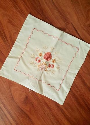 Вишита декорстивна наволочка