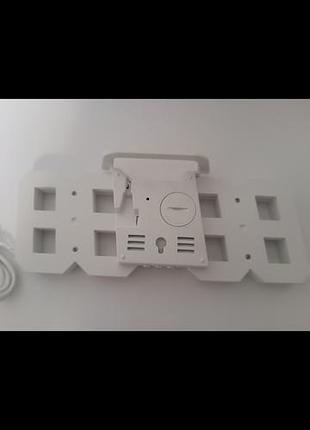 Настольные электронные часы 5