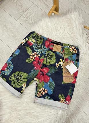 Стильні шорти, джинсові шорти