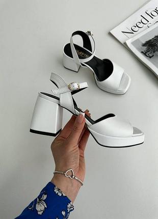 Лакированные черные босоножки 😍