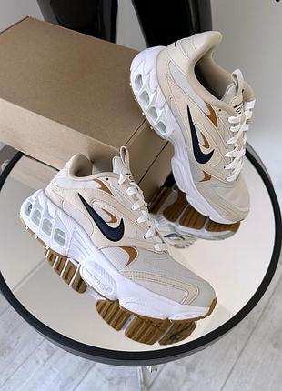 Круті стильні кросівки беж nike zoom air fire