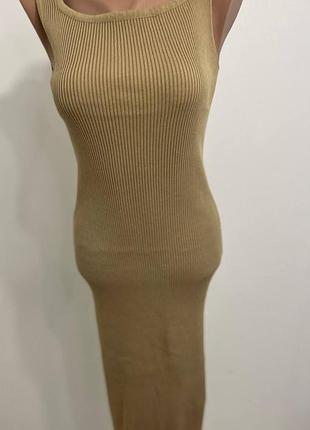 Облегающее платье в рубчик | xs–m | базовое | идеальное состояние
