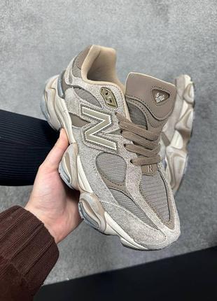 Жіночі кросівки new balance 9060 brown