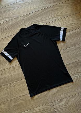 Футболка nike