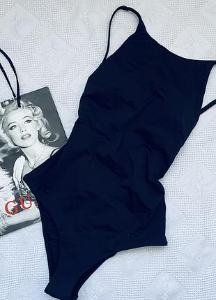 Суцільний купальник 🖤