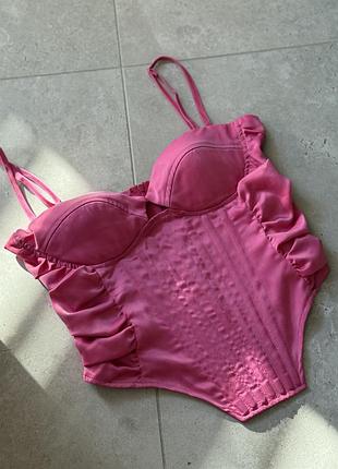 Топ з чашками plt