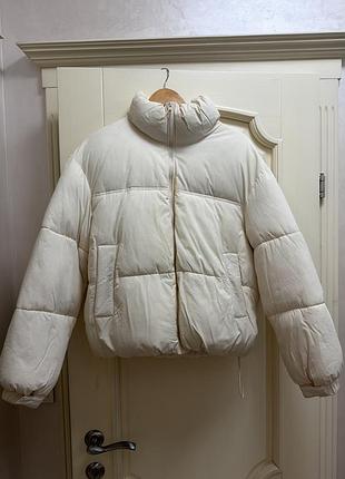 Жіноча куртка