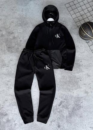 Брендовий костюм спортивний