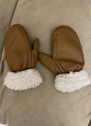 Рукавички жіночі