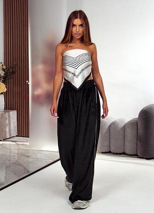 Велюрові спортивні штани палаццо з бічним кантом з широкою резинкою в поясі з кишенями