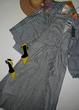 Вишукана нова міді сукня