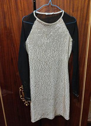 Платье вечернее нарядное