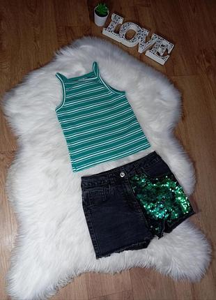 Літній набір на 8-9 років майка в рубчик та чорні джинсові шорти з паєтками