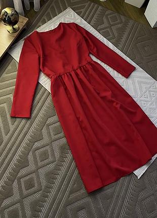 Червона сукня, класична червона сукня, жіноча сукня,  сукня