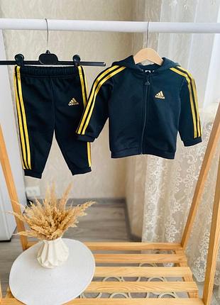 Костюмчик оригінал