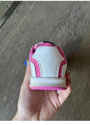 Кроссовки на липучках 5