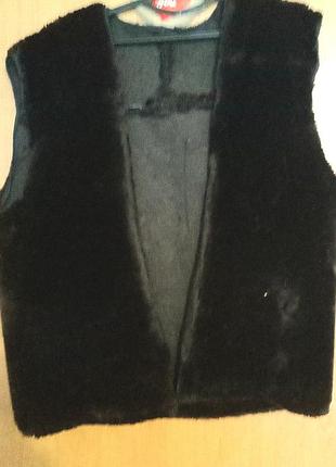 Жилетка-подстежка из меха, 54 г.
