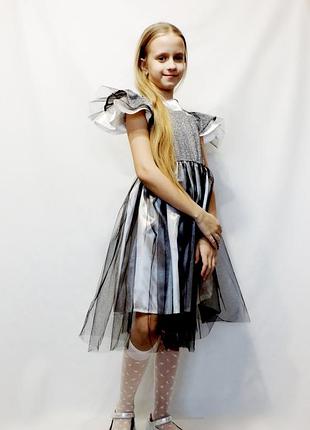 Нарядное платье на девочку 104-134 рост 110