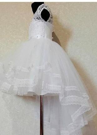 Платье со шлейфом на девочку 5-8 лет 116-134 рост 134