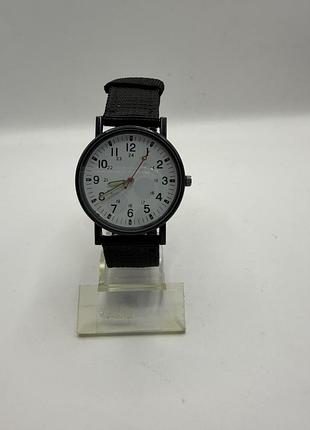 Годинник чоловічий на тканинному ремені