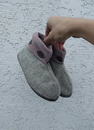 Теплые шерстяные тапочки чуни