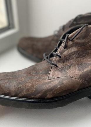 Шкіряні черевики