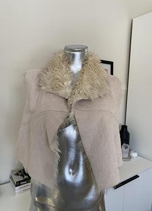 Хутряний жилет zara 2