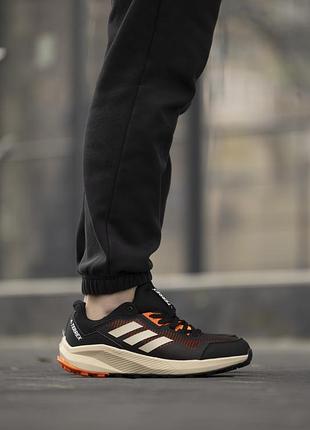 Кросівки чоловічі