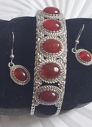 Браслет и серьги с натуральным камнем