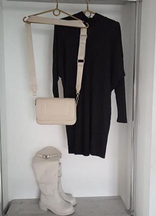 Платье-летучая мышь