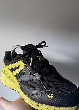 Кросівки jack wolfskin чорні з салатовим, розмір 40