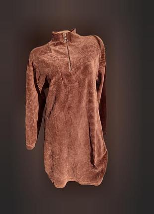 Вельветовое коричневое платье женская