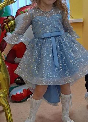 Платье нарядное на девочку